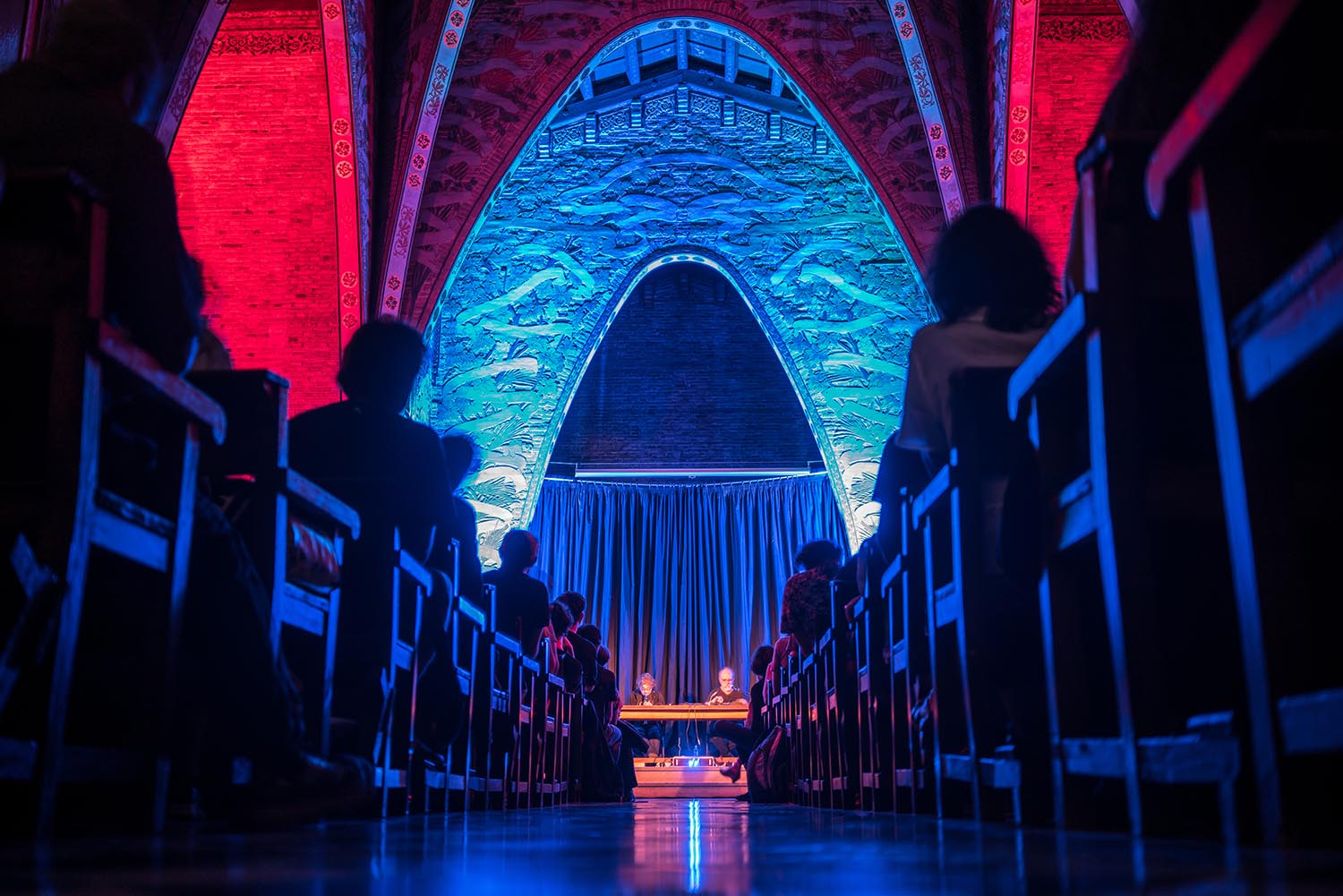 Barcelona 05/10/2019 Actuación del grupo de música experimental Macromassa en la capilla del Col.legi Major Ramon Llull dentro del festival LEM. FOTÓGRAFO SERGI CONESA
