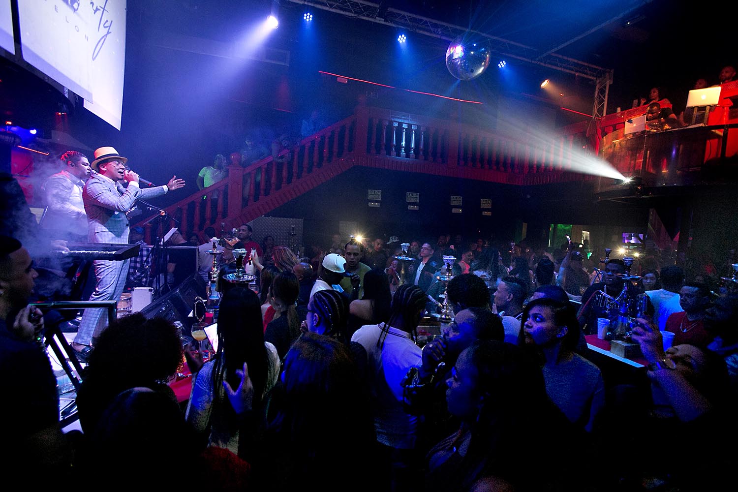 BARCELONA 11 03 2018 . ICULT.  OTROS ESCENARIOS POSIBLES . DISCOTECA BRISAS DE LUXE EN EL PARALELO. CONCIERTO DAVID KADA. FOTO DE MAITE CRUZ