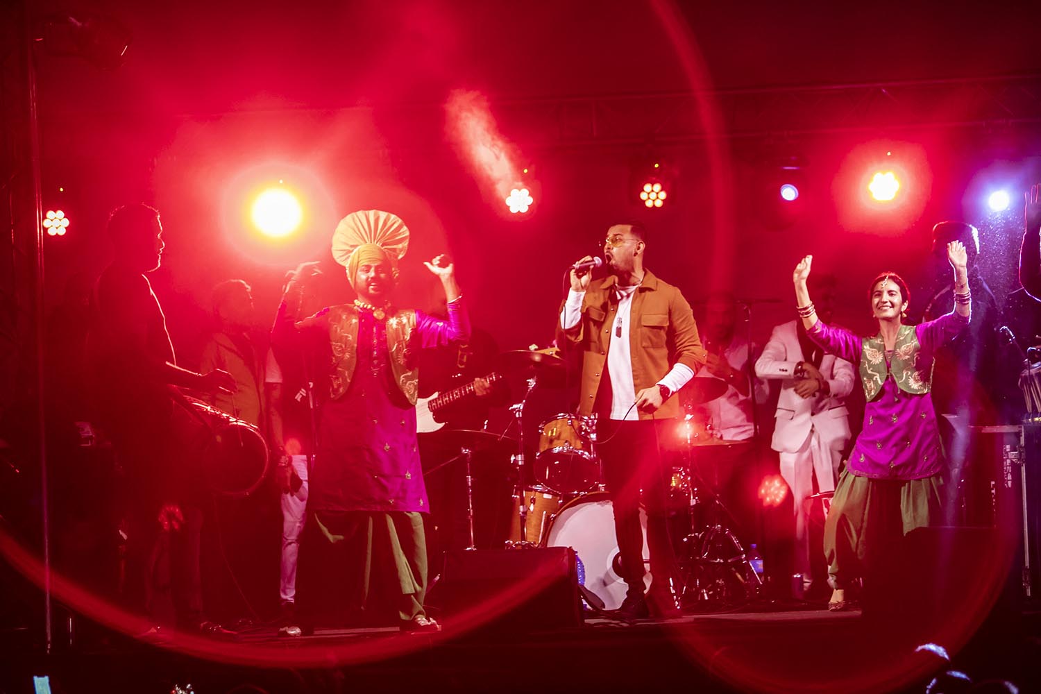 ICULTOTROS ESCENARIOS POSIBLES8-3-2020ACTUACION DEL CANTANTE INDIO DE POP PUNJABI GARRY SANDHU EN EL CINE ARIBAU DE BARCELONAFOTO MARTI FRADERA