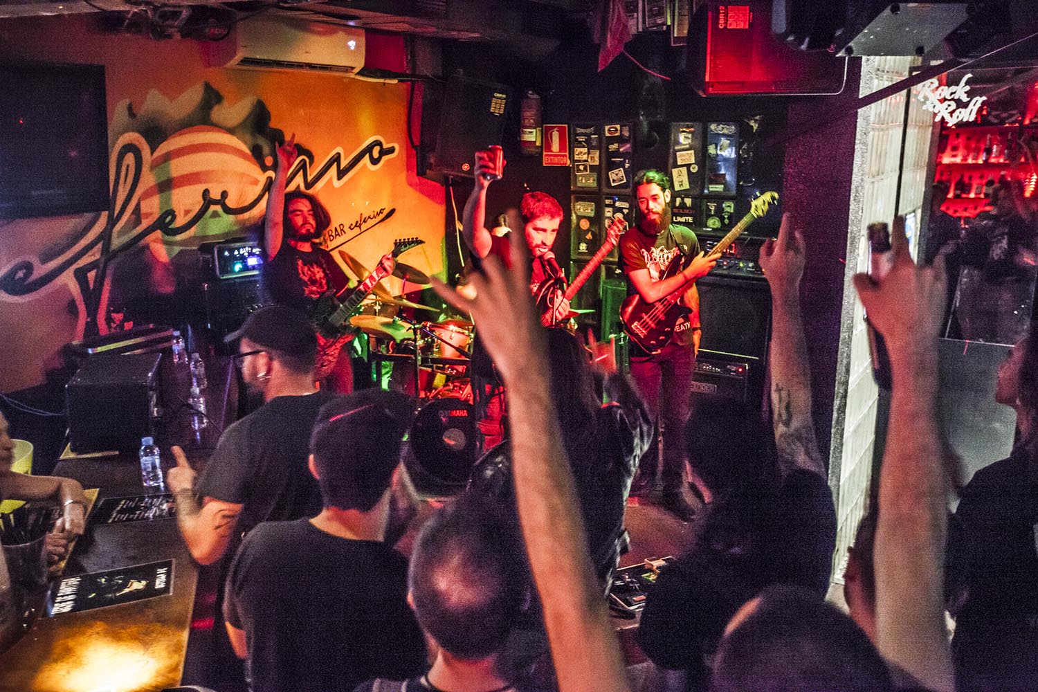 ICULTOTROS ESCENARIOS POSIBLES14-6-2019CONCIERTO DE HEAVY METAL DEL GRUPO UNDERSAVE EN EL BAR CAFERINO EN EL POBLENOU DE BARCELONAFOTO MARTI FRADERA