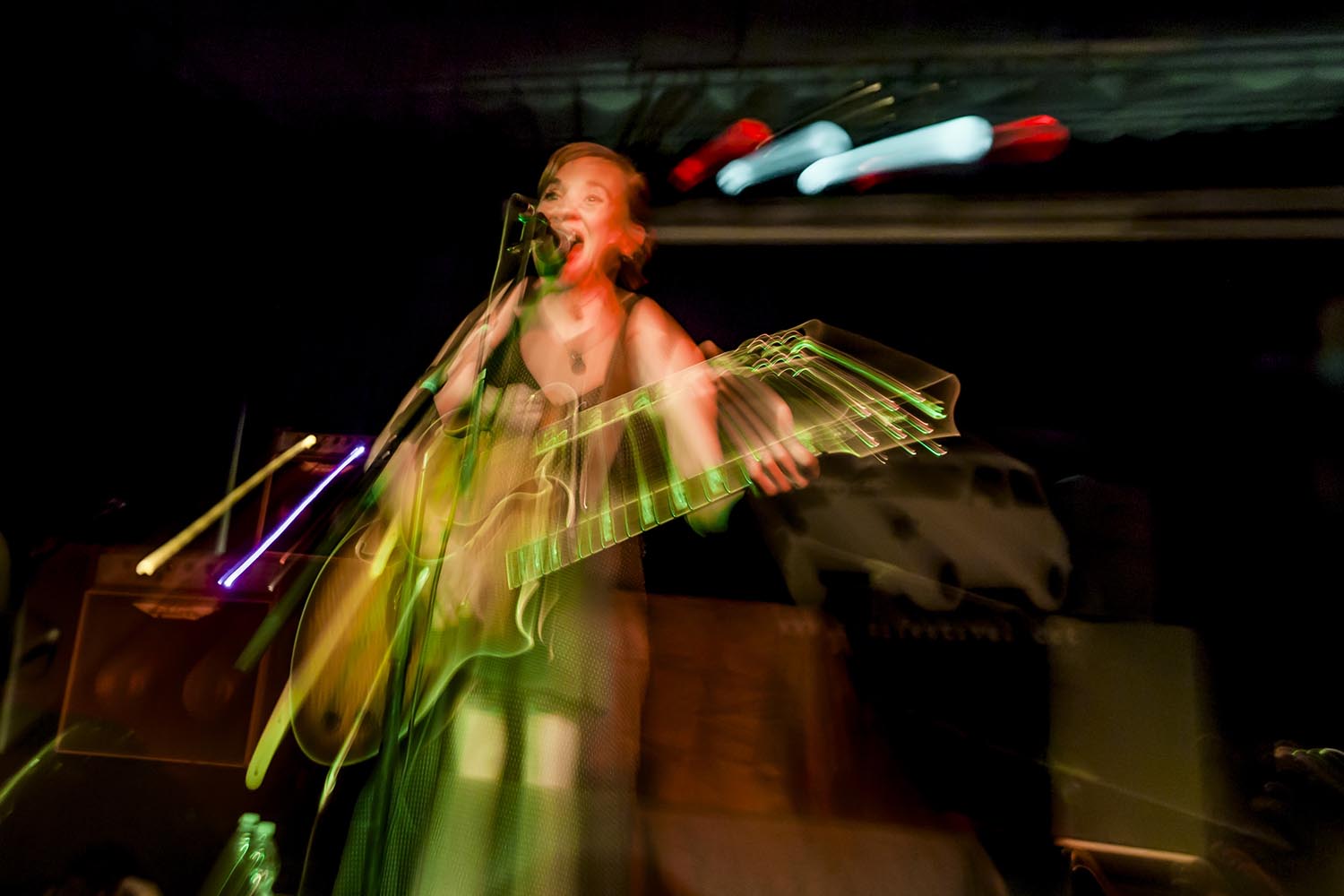 OTROS ESCENARIOS POSIBLES
09/02/2019
ACTUACION DE KRISTIN HERSH EN EL MINIFESTIVAL POP DE LES BASSES EN NOU BARRIS BARCELONA
FOTO MARTI FRADERA