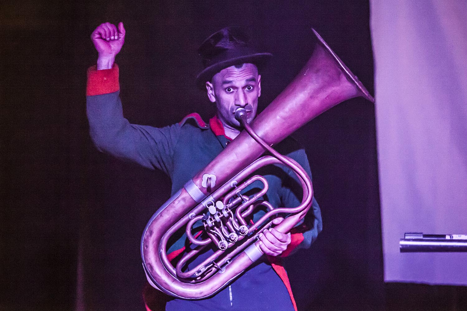 OTROS ESCENARIOS POSIBLES15-02-2019FESTIVAL CYBERPUNK 2019CENTRE SOCIAL OKUPAT EL KOLE - VALL D'HEBRON BARCELONACONCIERTOS, CHARLAS Y ACTIVIDADES CULTURALES EN UNA ANTIGUA ESCUELA OKUPADAFOTO MARTI FRADERA