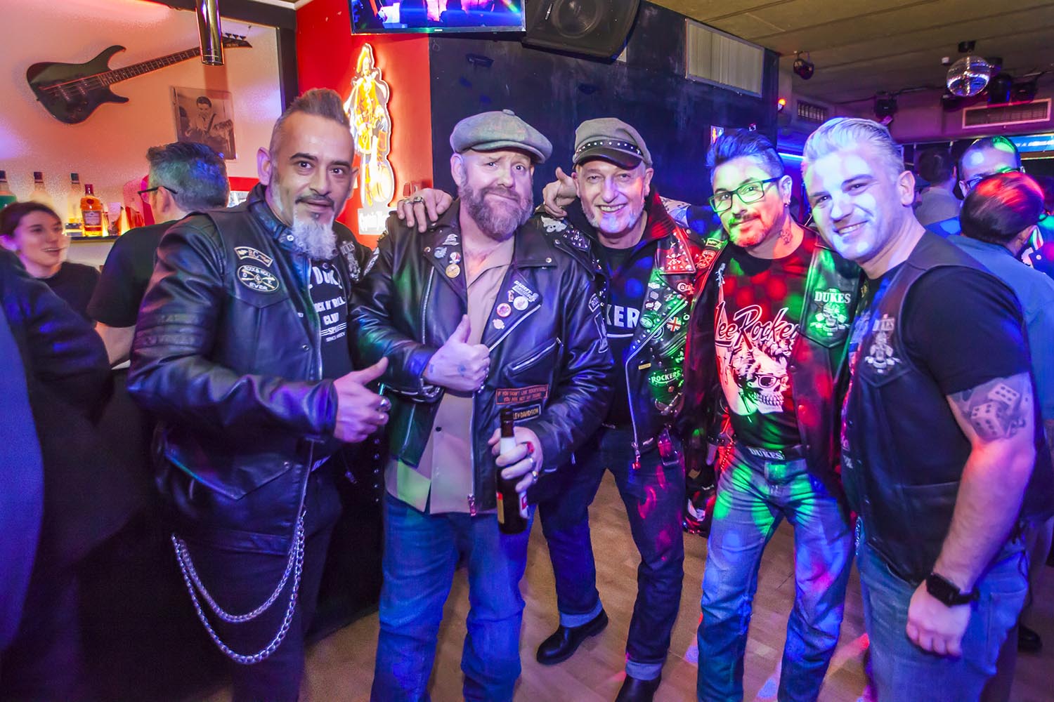 ICULT
OTROS ESCENARIOS POSIBLES
16-02-2019

CONCIERTO DE GRUPO DE DOO WOP THE CHAPERALS EN LA SALA NEW URNDERGROUND EN SANTS BARCELONA

FOTO MARTI FRADERA