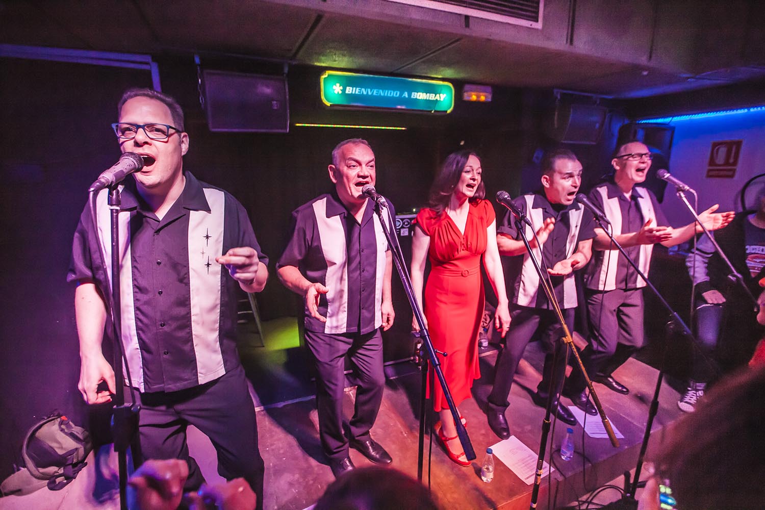 ICULT
OTROS ESCENARIOS POSIBLES
16-02-2019

CONCIERTO DE GRUPO DE DOO WOP THE CHAPERALS EN LA SALA NEW URNDERGROUND EN SANTS BARCELONA

FOTO MARTI FRADERA