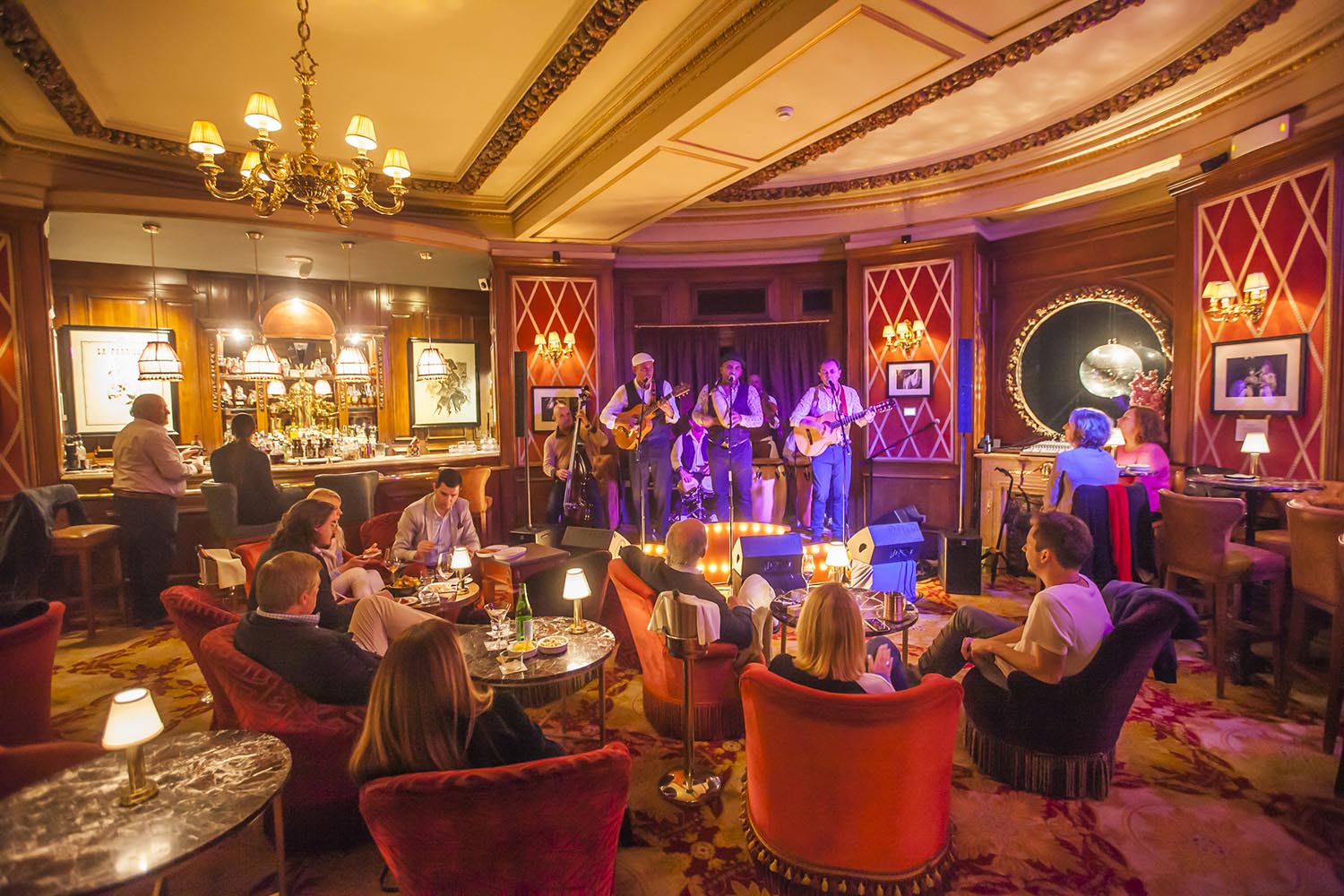 ICULTOTROS ESCENARIOS POSIBLES10-05-2019ACTUACION RAY CUZA AND SEPTETO SAZONANDO EN EL BAR DEL HOTEL LE PALACE EN BARCELONAFOTO MARTI FRADERA