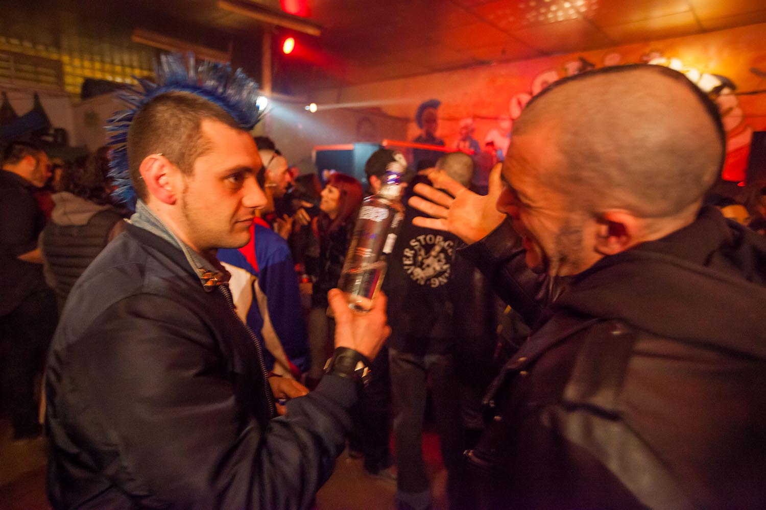 ICULT
OTROS ESCENARIOS POSIBLES
FIESTA POSTNIT BILLY'S MAG
VIA FAVENCIA 411 BARCELONA
FOTO MARTI FRADERA