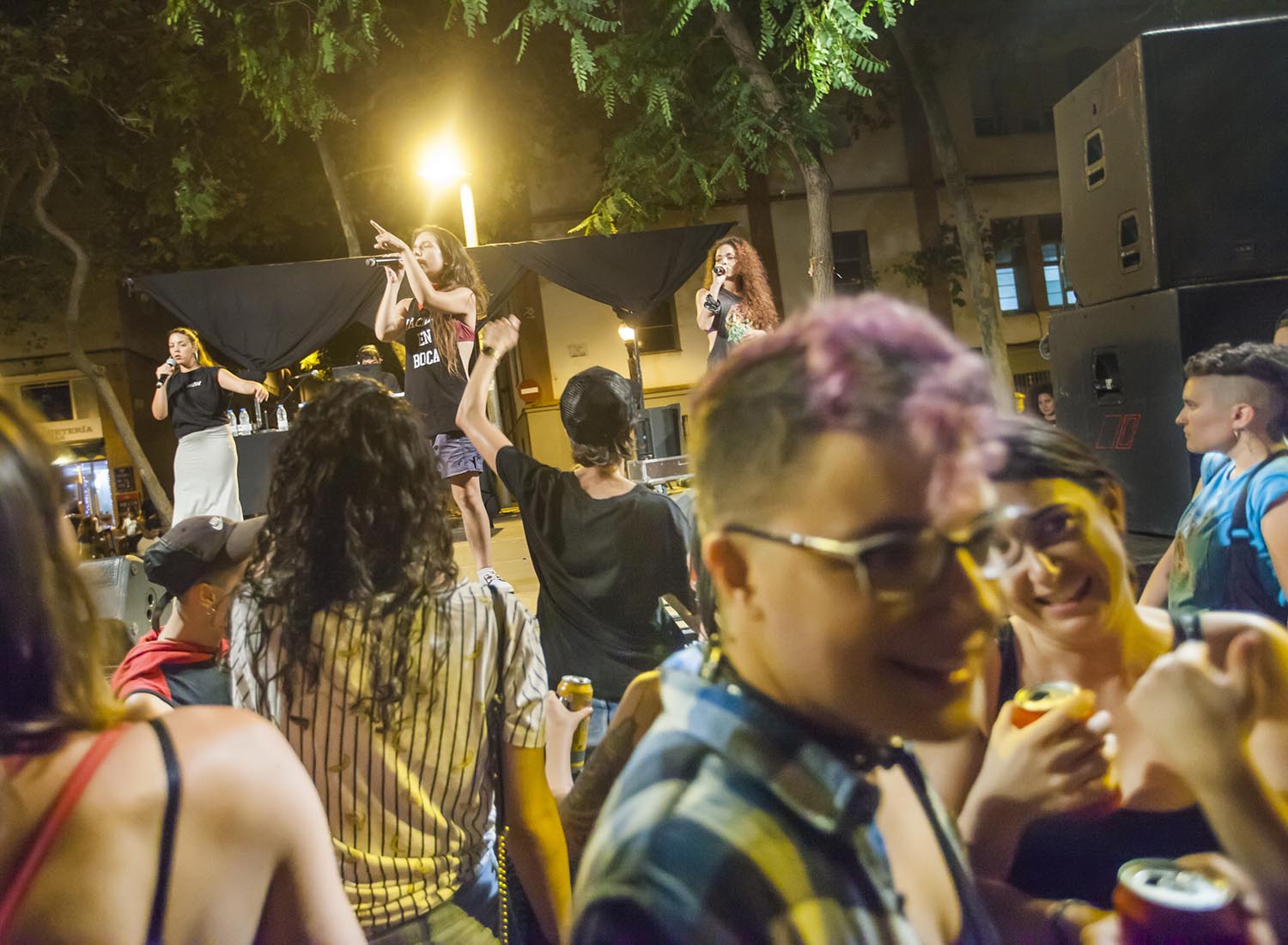 OTROS ESCENARIOS POSIBLES
MACHETE EN BOCA
CONCIERTO EN LA PLAZA DEL SORTIDOR DEL POBLE SEC
FESTA MAJOR DEL POBLE SEC
FOTO MARTI FRADERA
