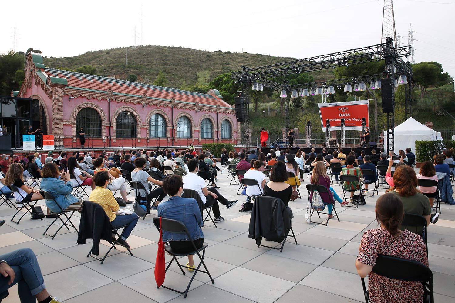 BARCELONA 24/09/2020 Actuación de Rodrigo Cuevas en la Casa de l'Aigua dentro del festival BAM. C/ del Garbí, 2 FOTO: ALVARO MONGE