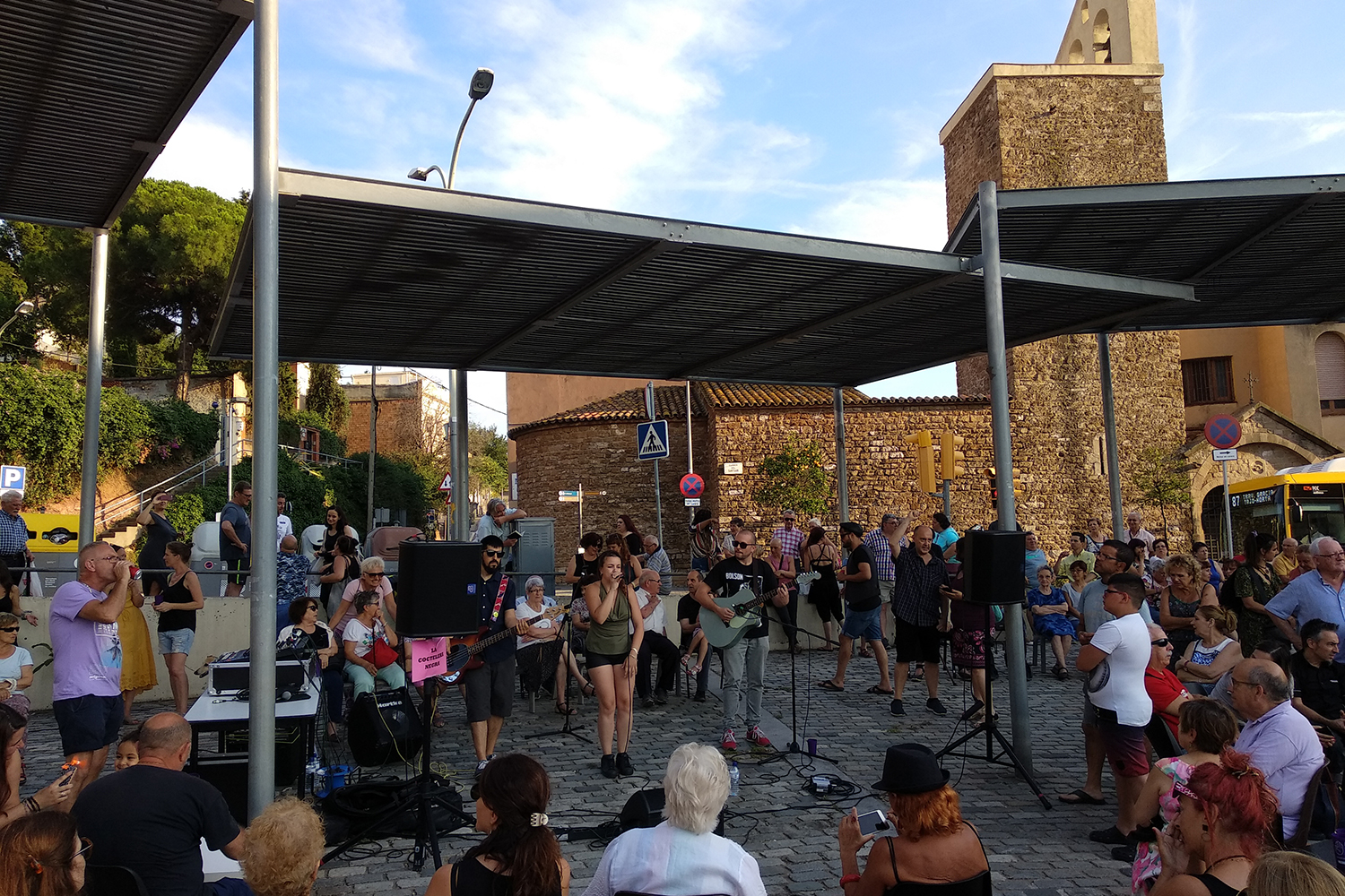 121. Centre Civic Carmel 02