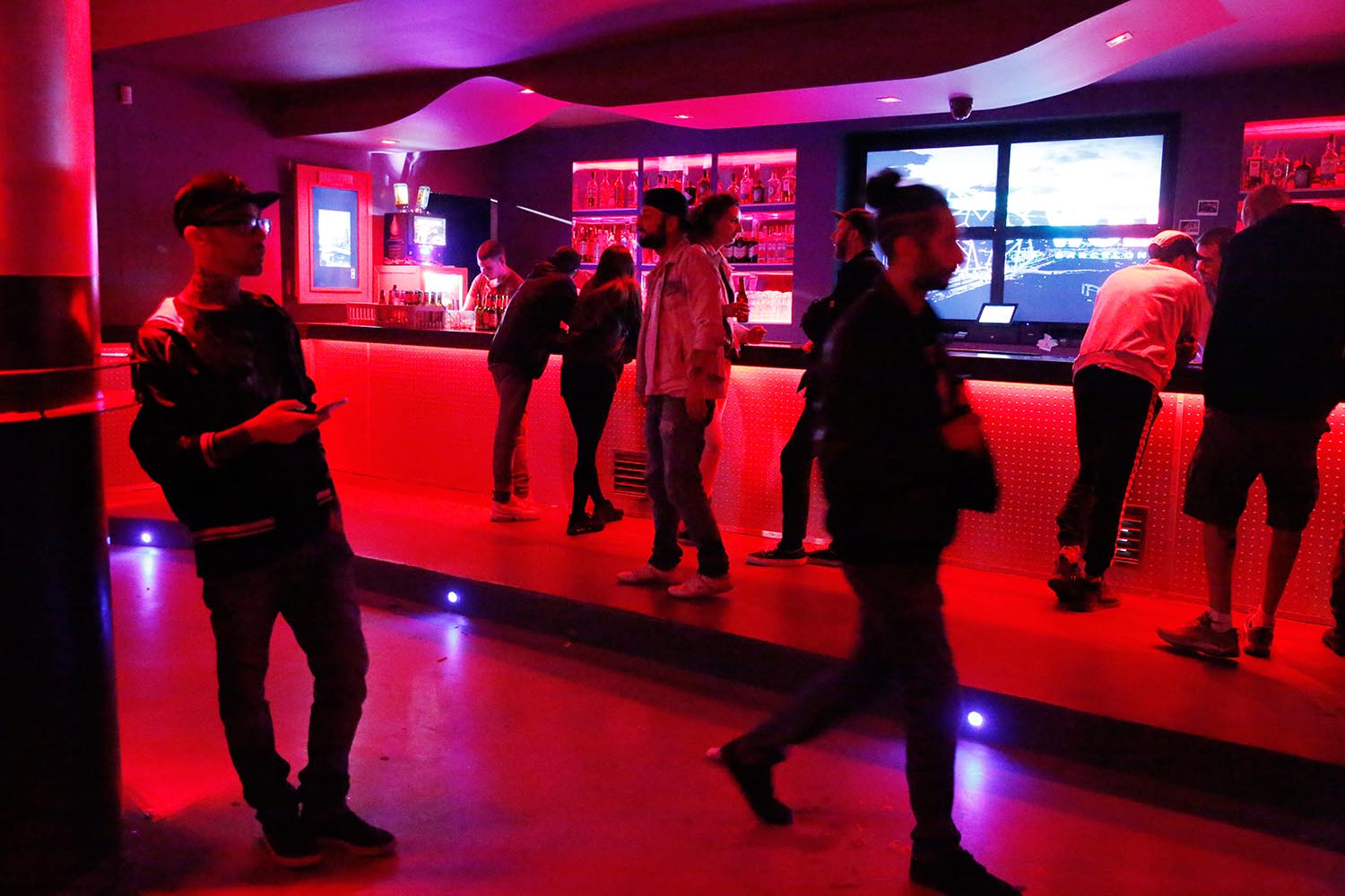 BARCELONA 10/10/2019 Actuación del rapero italiano Noyz Narcos en la nueva sala de conciertos The Wolf para la serie de reportajes 'Otros Escenarios Posibles'.C/ Almogàvers, 88 FOTO : ALVARO MONGE