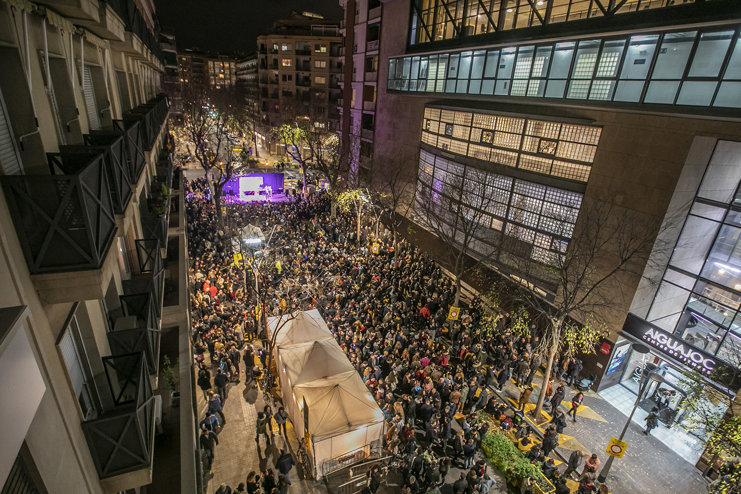 OTROS ESCENARIOS POSIBLES ICULT18-01-2020ACTUACION DEL PROYECTO DE FLAMENCO ELECTRONICO ROMERO MARTIN ROMEROMARTIN EN CELEBRACION DEL ANIVERSARIO DEL CENTRE LGTBI DE BARCELONAFOTO MARTI FRADERA